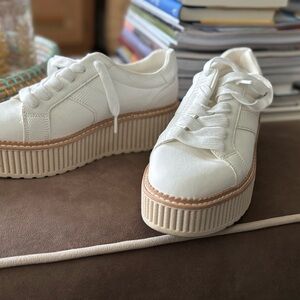 DV by Dolce Vita Bubble White leather Platform Sneakers